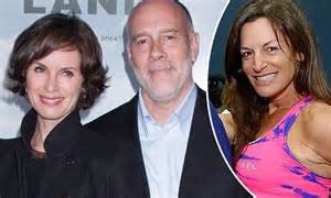 elizabeth vargas husband marc cohn reveals they have long standing issues daily mail online
