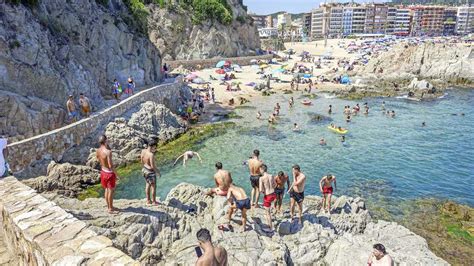 sjansen  lloret vanachter je mondkapje binnenland telegraafnl