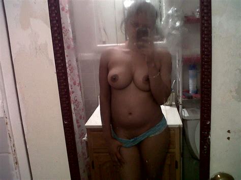 beautiful indian girl s naked cell phone photos leaked 25pix sexmenu