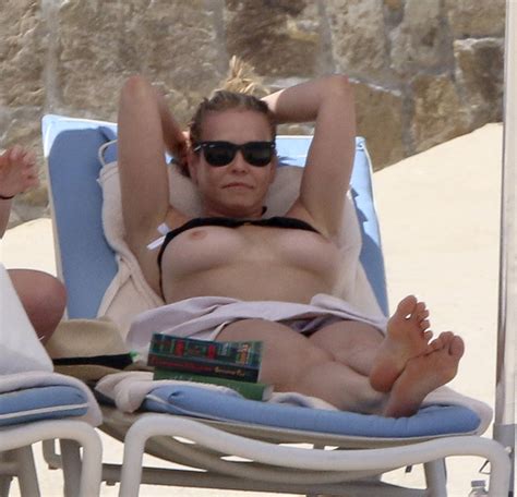 chelsea handler tans her old lady tits of the day