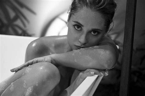 Genevieve Morton Naked In The Bathtub Scandal Planet