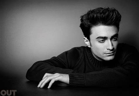 daniel radcliffe finds it odd to be asked about playing