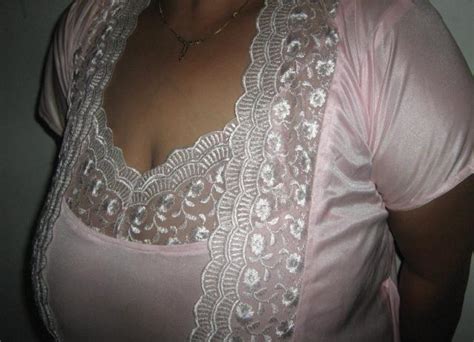 south indian sexy house wife hiking nighty erotic pics