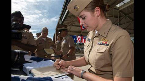 asian defence news 3 female us navy submariners make history