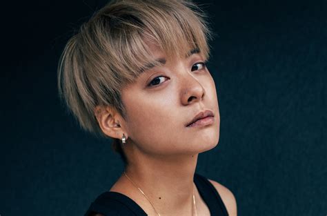 amber liu apologizes  comments   interaction billboard