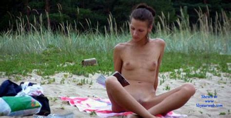 russian model in a nude beach november 2015 voyeur web
