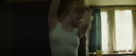 nude video celebs elle fanning sexy teen spirit 2018