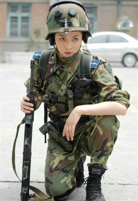 Pin By Tsang Eric On Military Fighter Girl Military Women Female