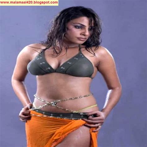 tamil hot actress in bikini and saree pictures mallu auntie and mallu