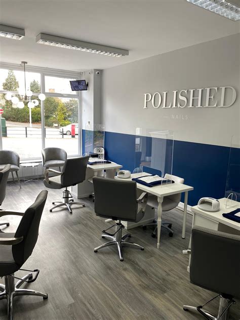 nottingham beauty treatments  polished salon nails  beauty salon
