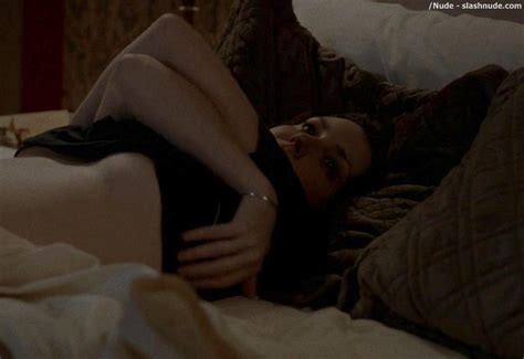 melanie lynskey nude in bed on togetherness photo 2 nude