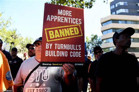 Construction Workers Protest Against Penalty Rate Cuts Daily Mail Online