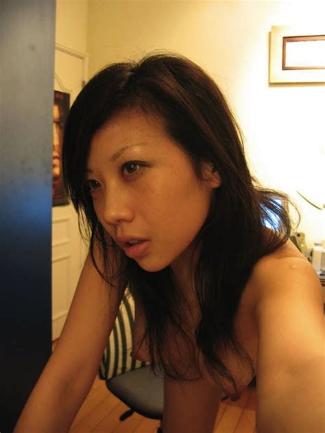 【画像】台湾の美人スチュワーデスのヌード写真が大量に流出