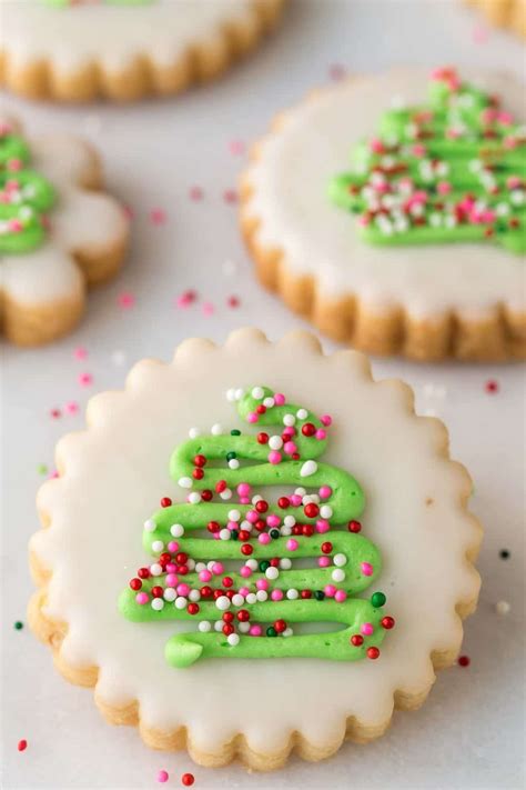 easy decorated christmas cookies  diybunker