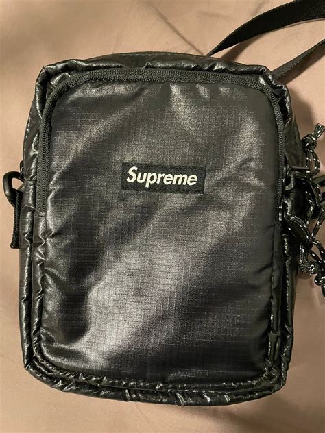 supreme fw supreme shoulder bag grailed