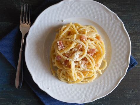 carbonara pancetta and egg pasta classic carbonara recipe best