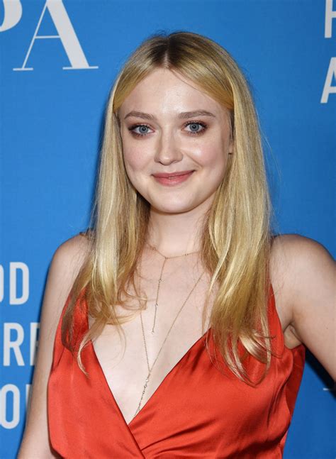 dakota fanning  hfpa annual grants banquet  beverly hills  hawtcelebs