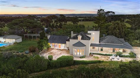 mansions  sale  country victoria  weekly times