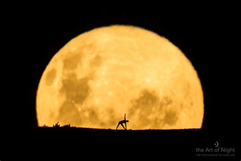 Golden Honey Moon Captured In Gorgeous Photo Space