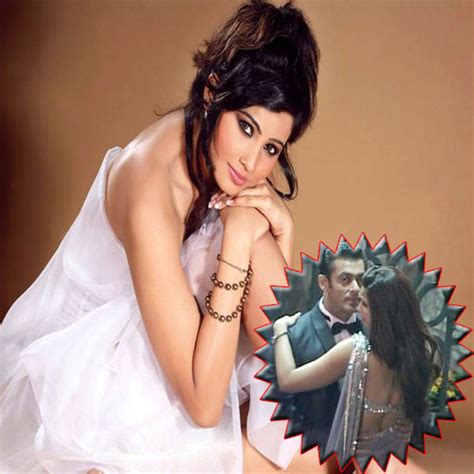Jai Ho Lead Daisy Shah Under Wraps Slide 2
