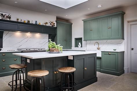 studio green kitchen island white quartz worktops everhot cooker surround green kitchen