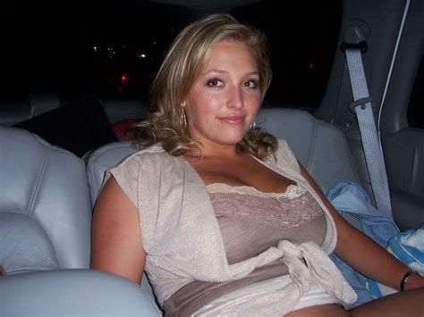 photos of a wild wife who got naughty in the car pichunter
