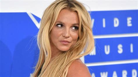 Auch Britney Spears Blitzt Mal Bei Männern Ab Sn At