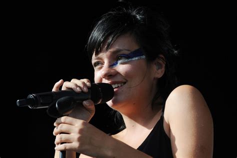 Lily Allen Suffers Wardrobe Malfunction On Stage At V Festival