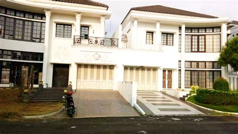 jual rumah mewah  bawah harga pasar  komplek royal