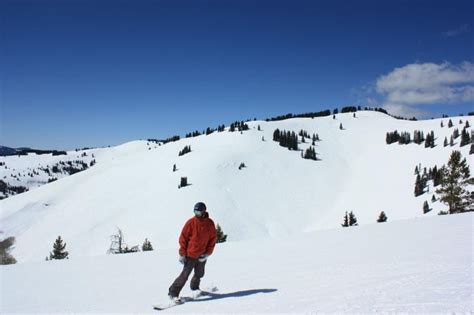 skiing vail colorado travel blog