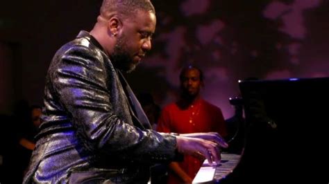 robert glasper s annual month long blue note jazz club residency to