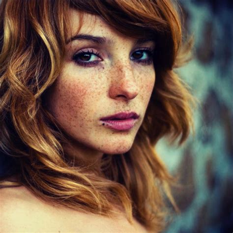 50 beautiful girls with freckles