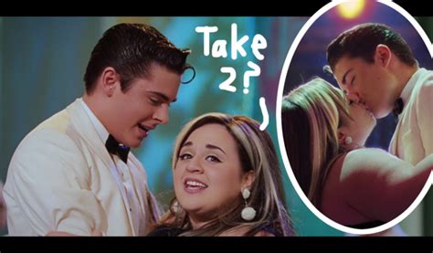 Hairspray Star Nikki Blonsky Claims Zac Efron Slipped Her The Tongue In