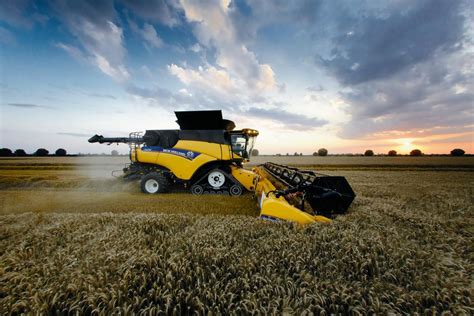 holland launches  worlds  powerful combine harvester