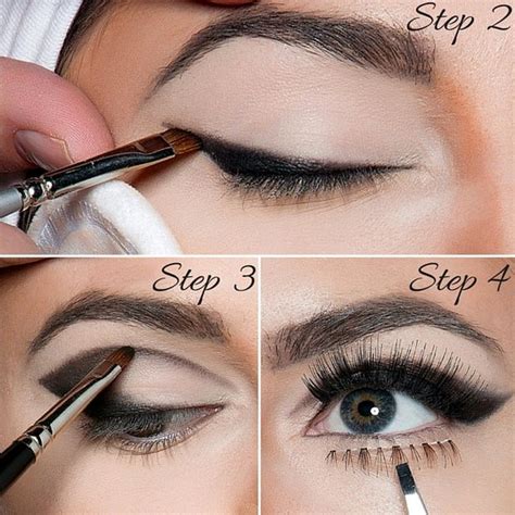 How Make Up Can Make Any Woman Look Like A Sex Kitten Try This Step