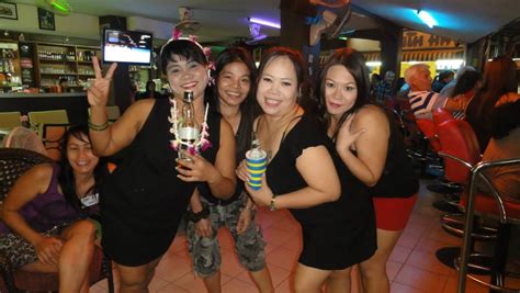 easy corner bar in pattaya soi buakhao nightclubs untold thailand