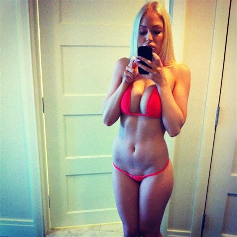 Sexy Blond Milf In Red Hot Bikini Selfie Sexy Pics