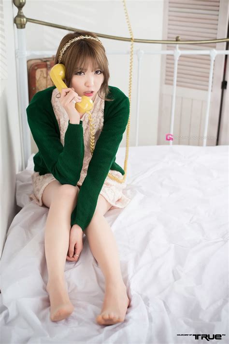 pretty eun hye posing on bed ~ cute girl asian girl korean girl japanese girl chinese girl