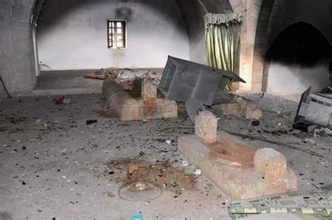 Makam Khalifah Umar Bin Abdul Aziz Digali Dan Dihancurkan