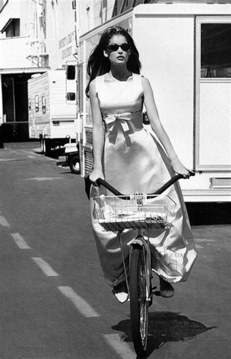 zsazsa bellagio fashion pictures fashion bicycle girl