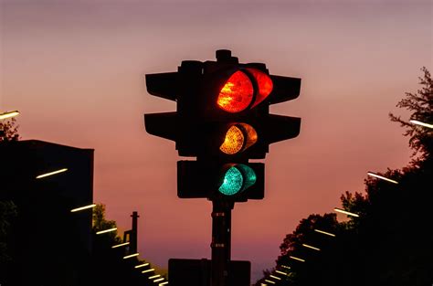 hidden genius  influence   traffic light wired