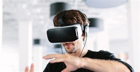 virtual reality headsets dangerous   eyes  canadian