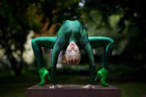 world s most flexible girl contortionist flexy girls figure