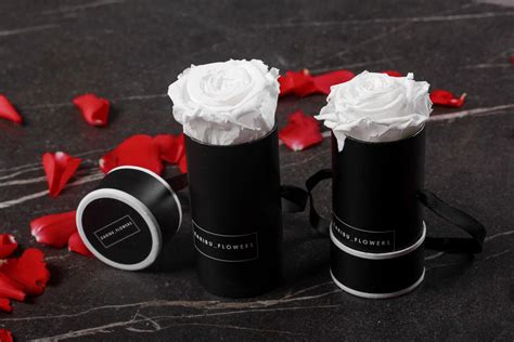 mini bella black box with white preserved rose karibu flowers