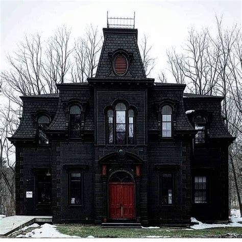 pin   black gothic house gothic homes victorian homes
