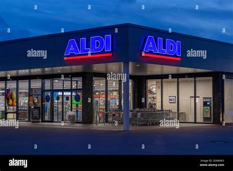 branch aldi  res stock photography  images alamy