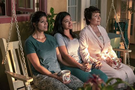 jane the virgin series finale recap “chapter 100” is a perfect ending