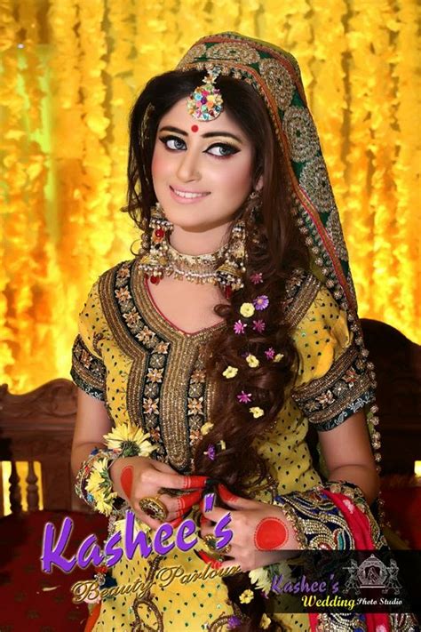 sajjal ali latest bridal photo shoot by kashee s beauty