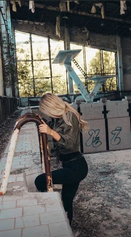 instagram influencers slammed for taking sexy selfies in chernobyl 9 pics