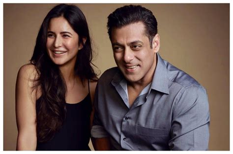 Katrina Kaif Proposes To Salman Khan In New Bharat Clip